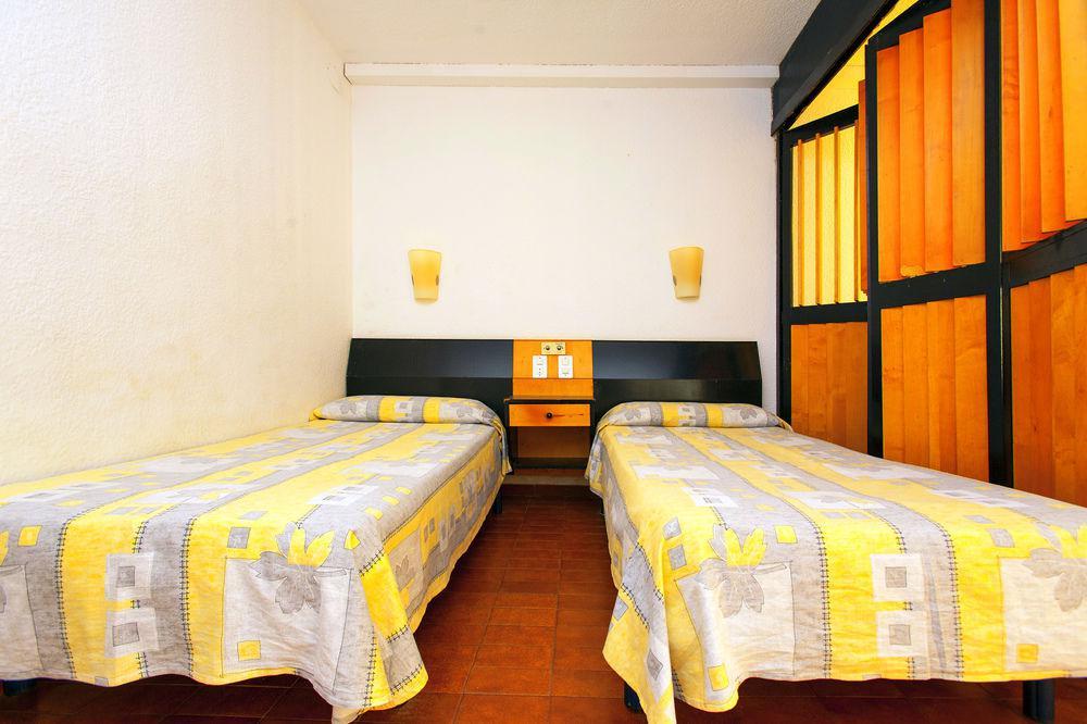 Apartamentos Alboran-Arysal Salou Extérieur photo