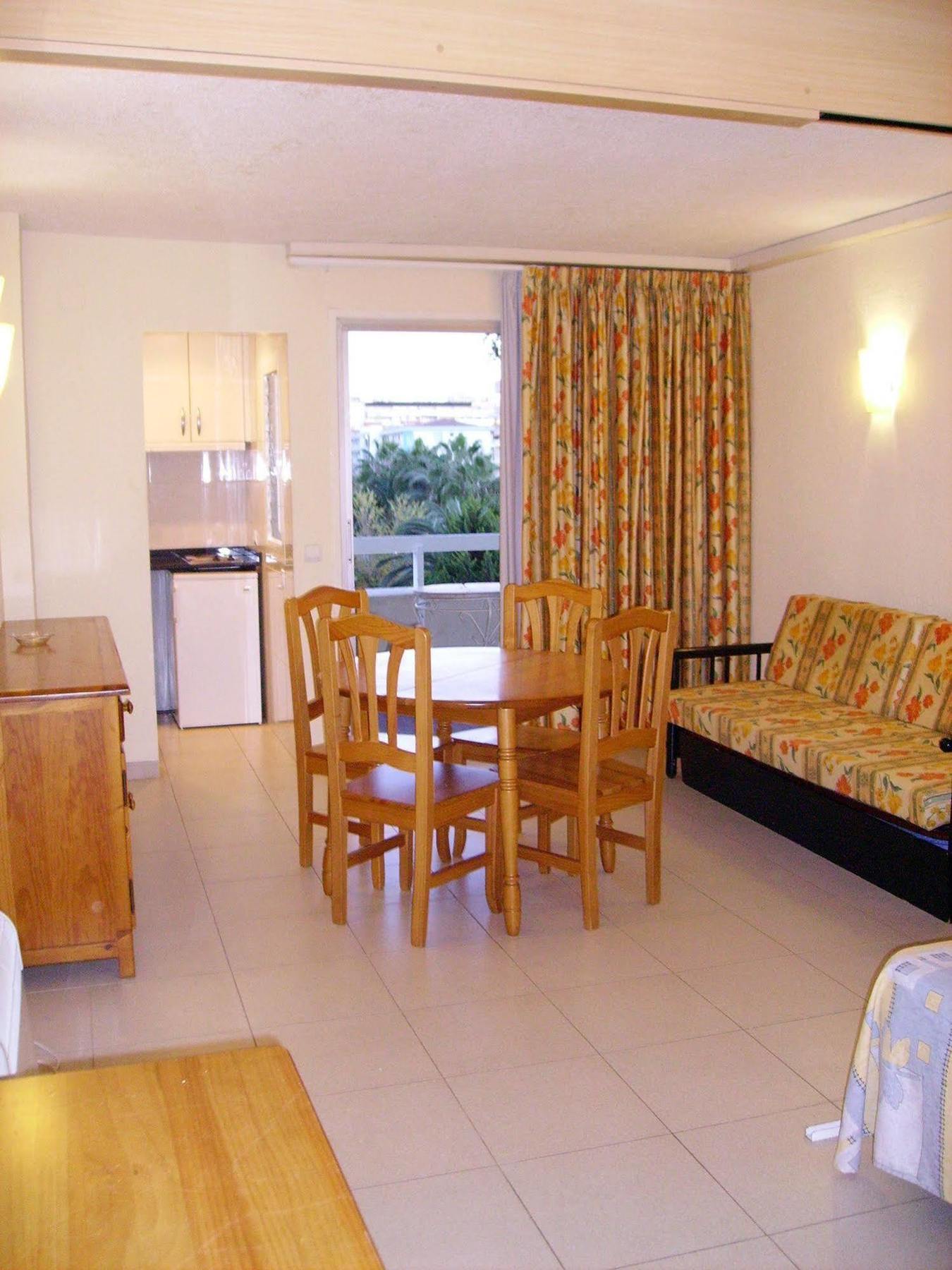 Apartamentos Alboran-Arysal Salou Extérieur photo