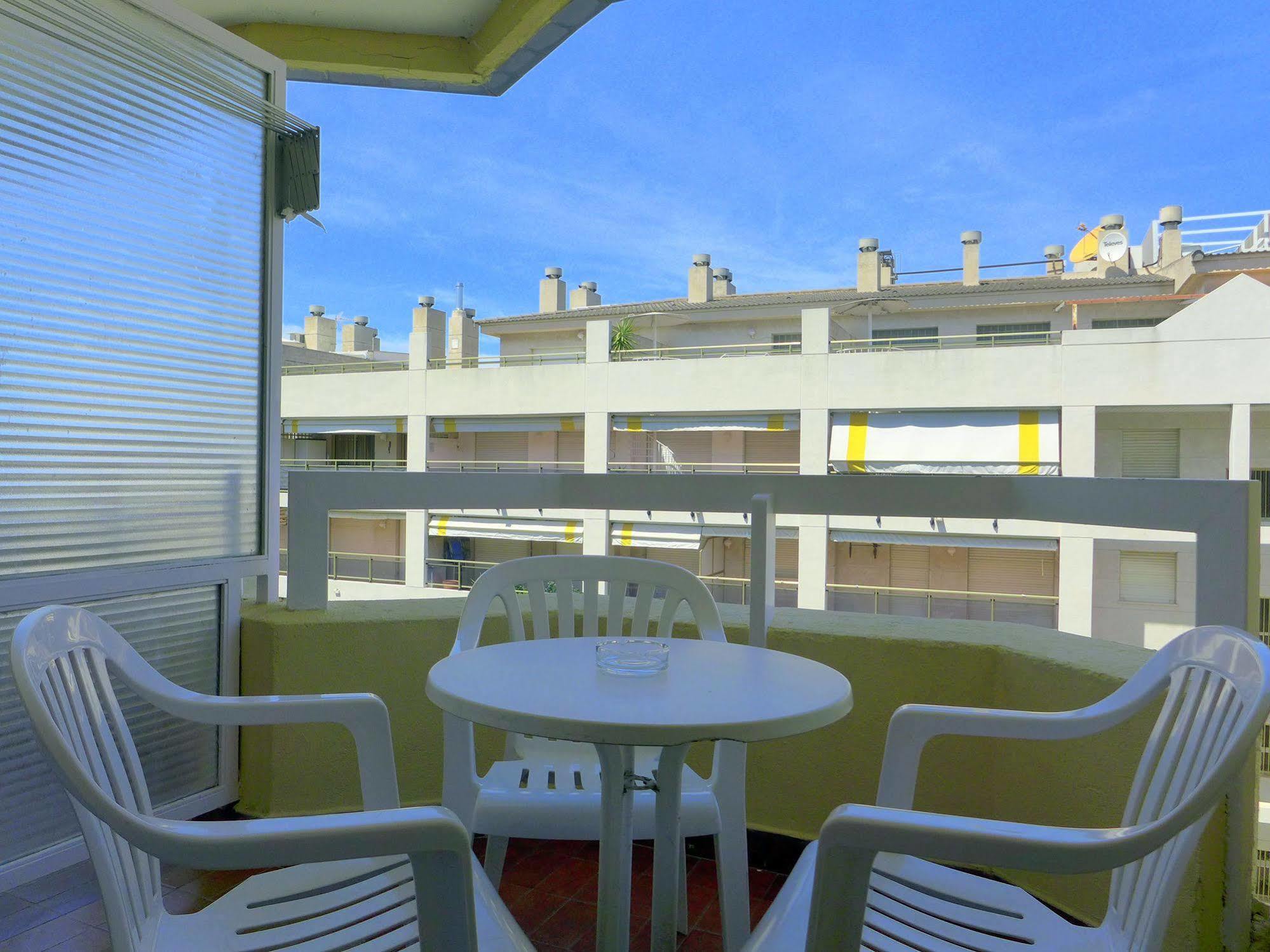 Apartamentos Alboran-Arysal Salou Extérieur photo